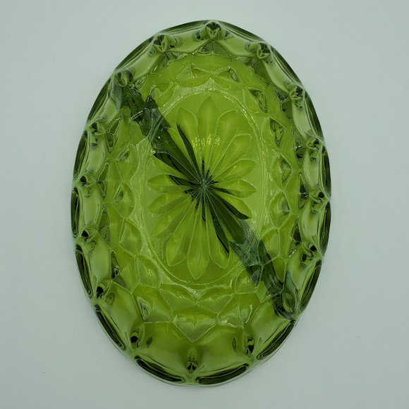 Anchor Hocking Fairfield Avocado Green Divided Relish Dish Oval Candy Nut Bowl - Picture 5 of 9